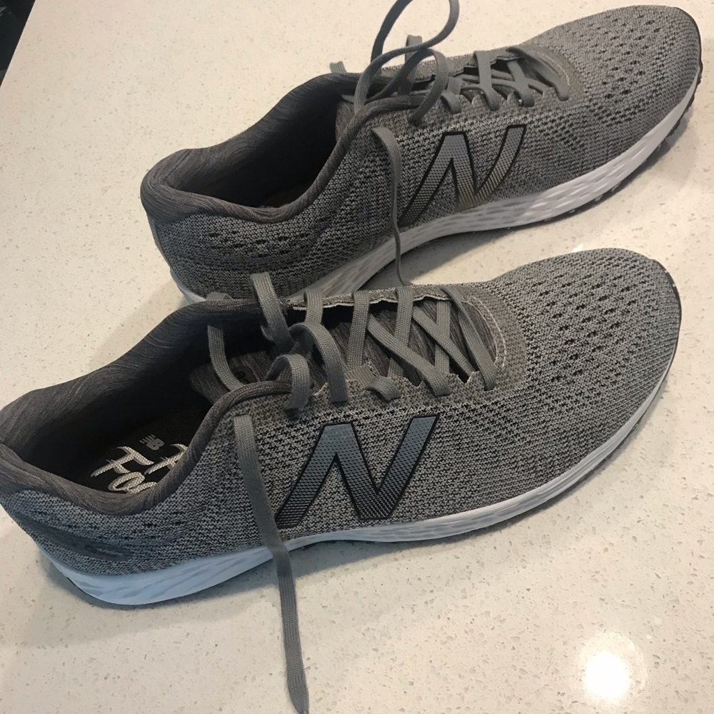 **SOLD** Brand new Men’s New Balance shoes